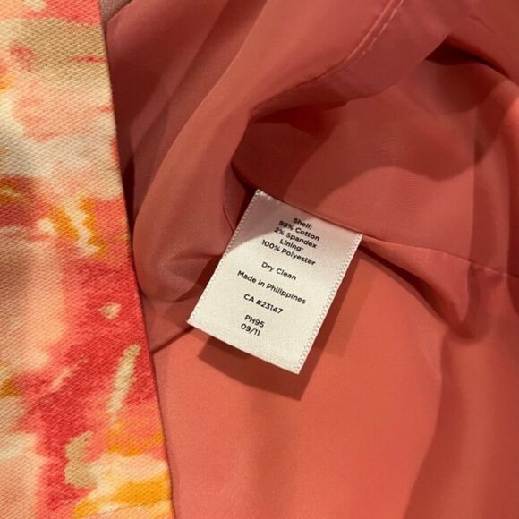 Talbots Pencil Skirt Pink and Orange Floral Lined Back Zip and Slit Size 12P - Picture 8 of 10